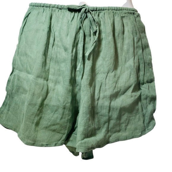 Andi Bagus Green Off-Shoulder Smocked Top and Drawstring Shorts Set NWOT Sz-S/M - Picture 3 of 6